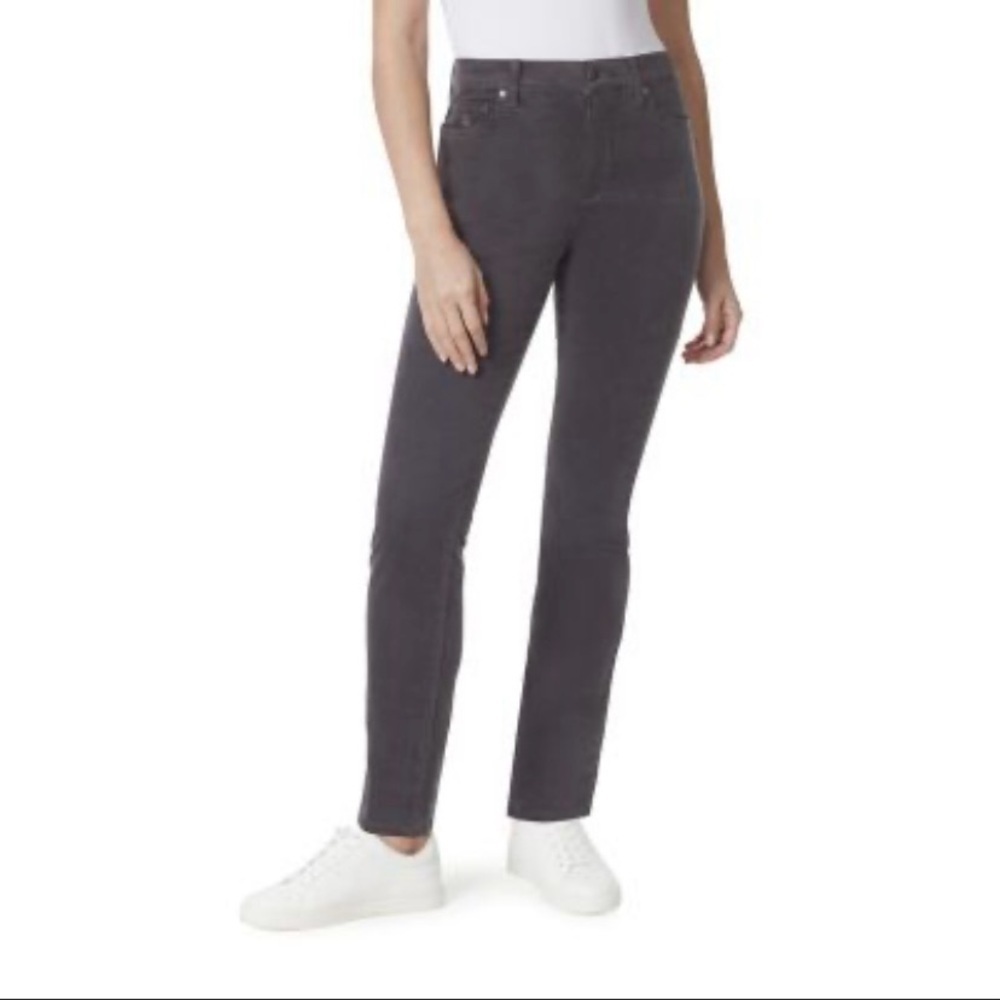 Gloria  Vanderbilt Women Black Straight Leg High Waist jeans size 10